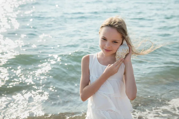 Portrait Beautiful Little Girl Playing Seashell Sea Waves Kid Vacation — Stock Photo, Image