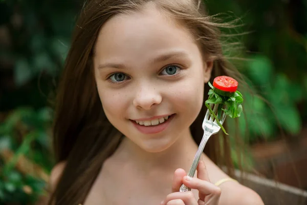 Cute Little Girl Tomato Salad Leaves Folk Breakfast Lunch Open — Stock Photo, Image