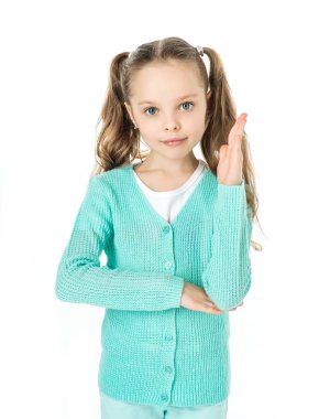 Modelde oynayan kız