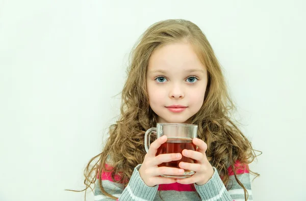 Çay bardağı ile Bgirl.