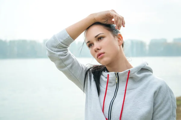 Jonge triest vrouw — Stockfoto