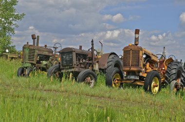 Eski egzersiz paslı Traktörler kürek