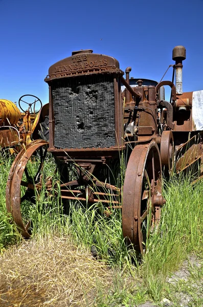 Antiguo tractor de Minneapolis — Foto de Stock