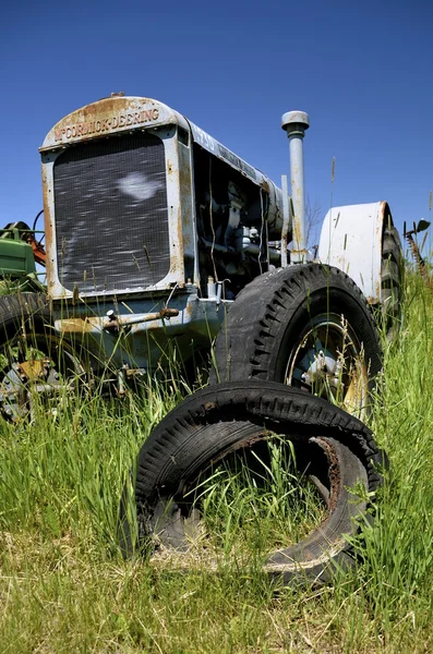 Gamla Mccormick-Deering traktor — Stockfoto