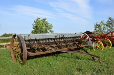 Eski bir tohum tahıl matkap kutu