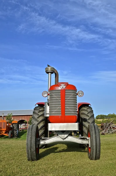 Trator restaurado Massey Harris — Fotografia de Stock