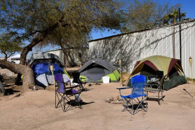 Beyaz çan kulesi Maricopa, Arizona 'daki Mormon Kilisesi' ne ait..