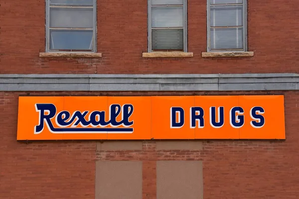 Eureka South Dakota April 202 Drug Sign Represents Rexall Pharmacy — Stockfoto