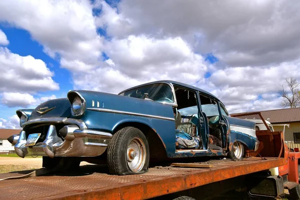 Lidgerwood North Dakota Maio 2021 Carro Destruído Uma Cama Caminhão — Fotografia de Stock