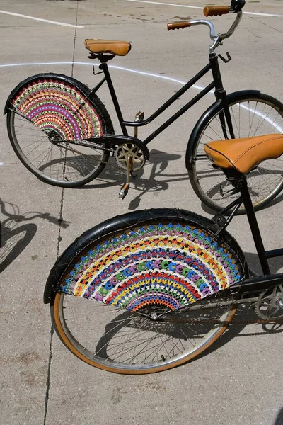 Rear Wheel Bikes Decorated Covered Woven Embroidered Colorful Fabric — Stock Photo, Image