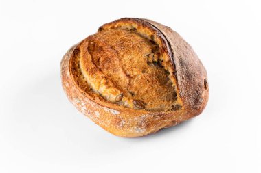 Ev yapımı ekmek. beyaz izole bir arkaplanda