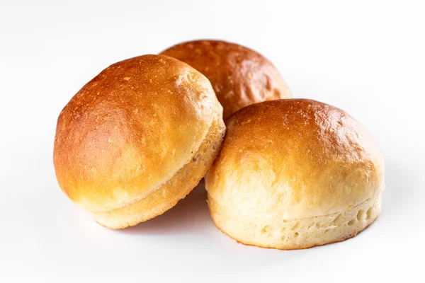 Pane Fatto Mano Fatto Casa Uno Sfondo Bianco Isolato — Foto Stock