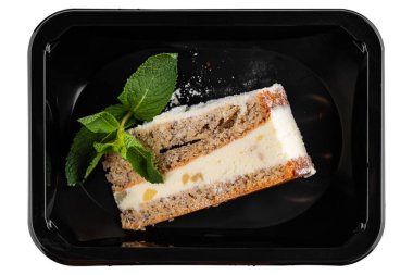 Çikolata soslu kek.