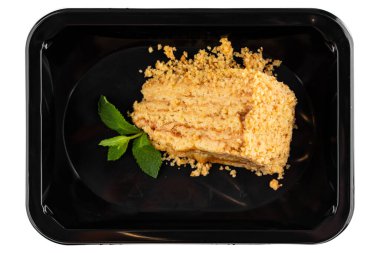 Çikolata soslu lezzetli pasta.