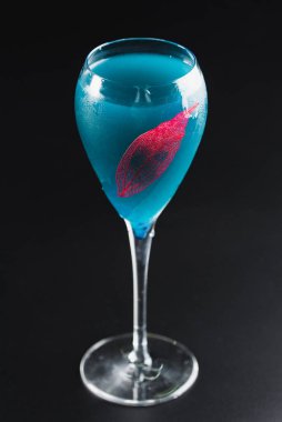 Yaz alkollü kokteyller. Bar kartı. çubuk.