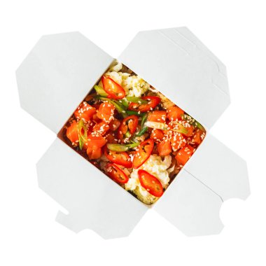 Beyaz arkaplanda izole edilmiş bir kutuda rafadan eriştelerin yakın çekimi