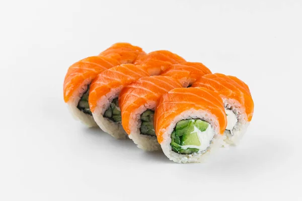 寿司套件在白色背景上的特写 — 图库照片