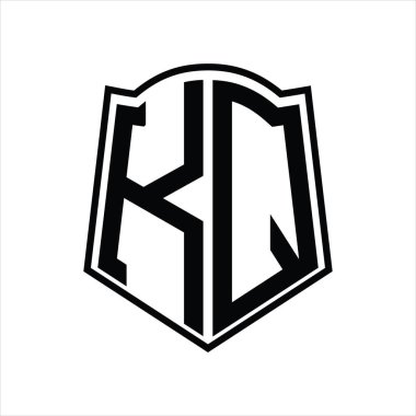 Beyaz arkaplanda izole edilmiş kalkan şekli tasarım şablonuna sahip KQ Logo monogramı