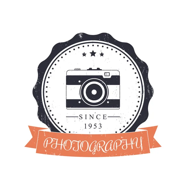 Fotografia, fotografo vintage logo, emblema, segno con fotocamera retrò su bianco, illustrazione vettoriale — Vettoriale Stock