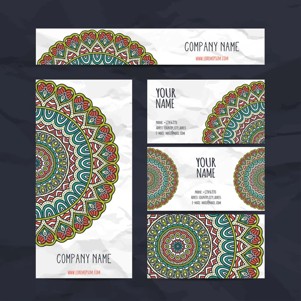 kartvizit veya davetiye. vektör arka plan. Vintage dekor elementleri. el çekilmiş arka plan.