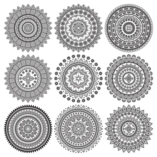 Mandalas. Patrón de ornamento redondo — Archivo Imágenes Vectoriales