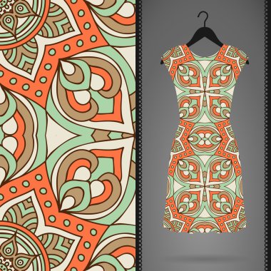 Seamless modeli ile elbise