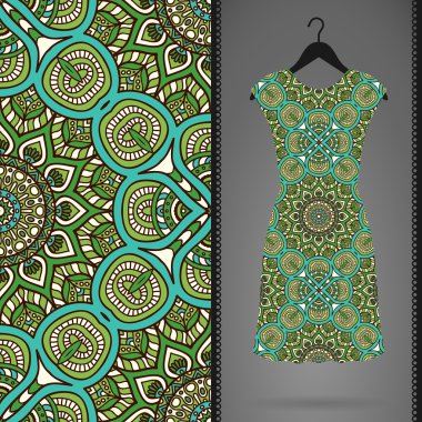 Seamless modeli ile elbise