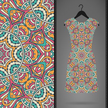 Seamless modeli ile elbise