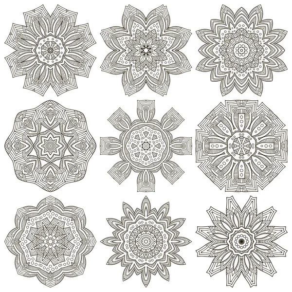 Hermosa tarjeta con mandala — Vector de stock