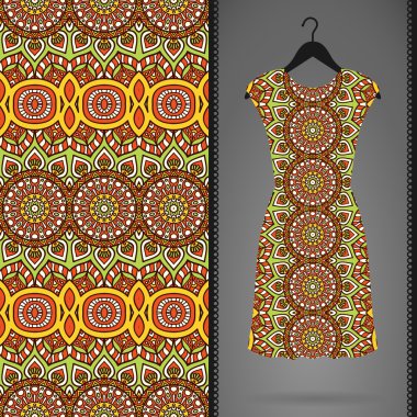 Seamless modeli ile elbise