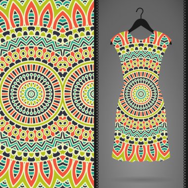 Seamless modeli ile elbise