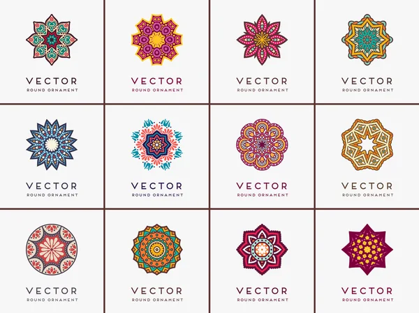 Vackert kort med mandala — Stock vektor