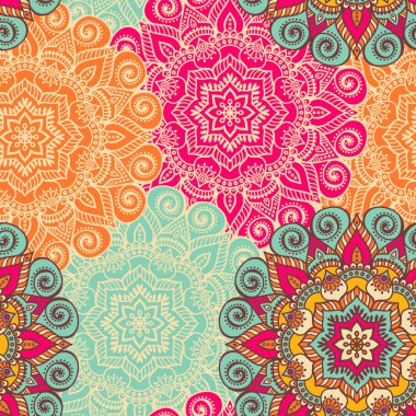 Etnik tarzda yuvarlak süsleme.