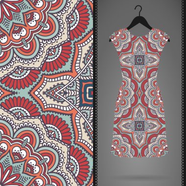 Etnik çiçek Dikişsiz desen elbise ile