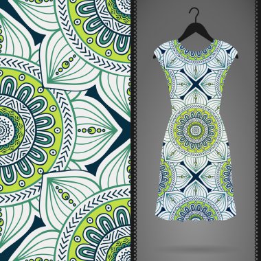 Etnik çiçek Dikişsiz desen elbise ile