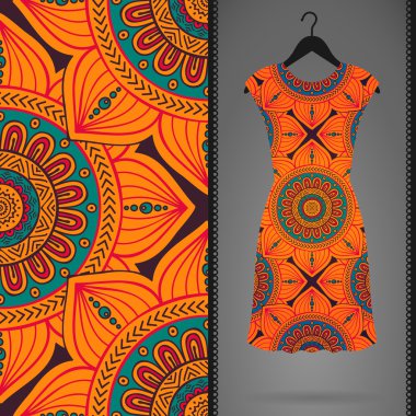 Etnik çiçek Dikişsiz desen elbise ile