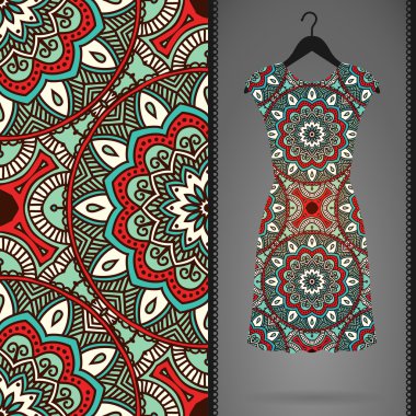 Etnik çiçek Dikişsiz desen elbise ile