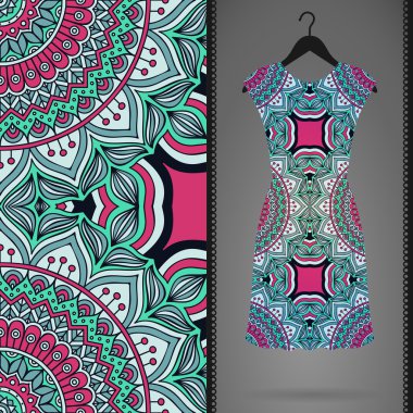 Etnik çiçek Dikişsiz desen elbise ile