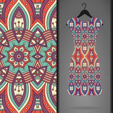 Etnik çiçek Dikişsiz desen elbise ile