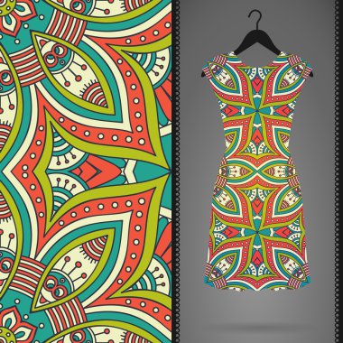 Etnik çiçek Dikişsiz desen elbise ile