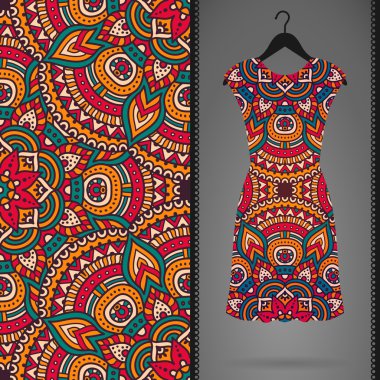 Etnik çiçek Dikişsiz desen elbise ile