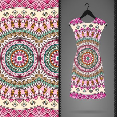 Etnik çiçek Dikişsiz desen elbise ile