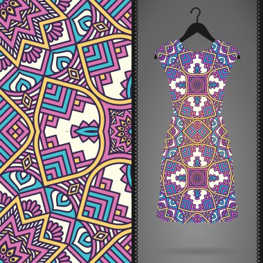 Etnik çiçek Dikişsiz desen elbise ile