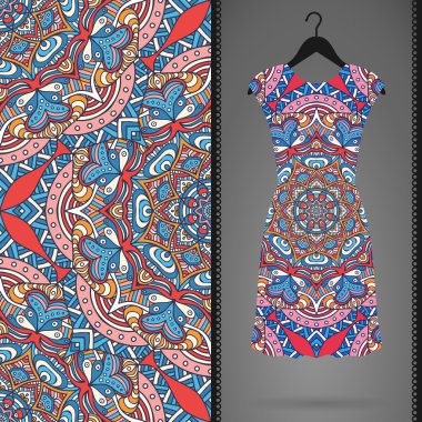 Etnik çiçek Dikişsiz desen elbise ile