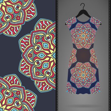 Etnik çiçek Dikişsiz desen elbise ile