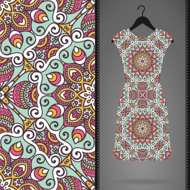 Etnik çiçek Dikişsiz desen elbise ile