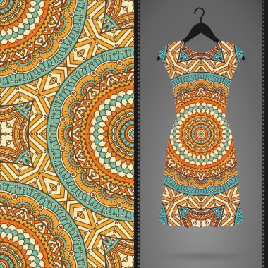 Etnik çiçek Dikişsiz desen elbise ile