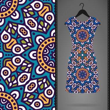 Etnik çiçek Dikişsiz desen elbise ile