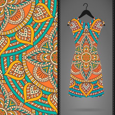 Etnik çiçek Dikişsiz desen elbise ile