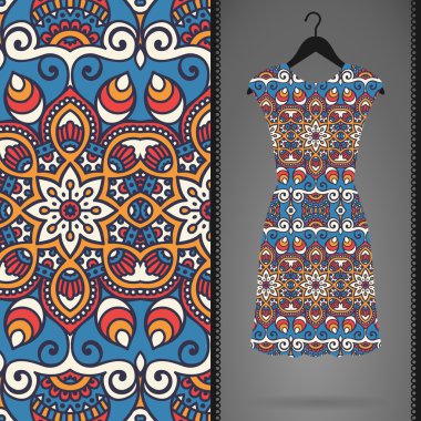 Etnik çiçek Dikişsiz desen elbise ile